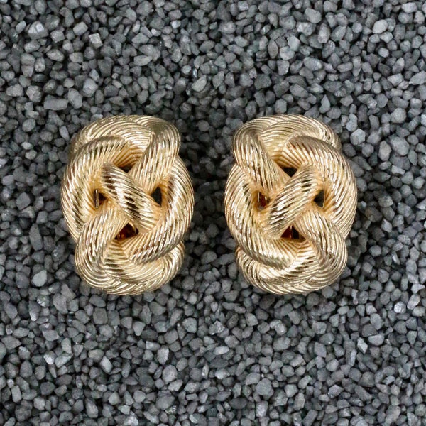 Knot Swirl  Gold