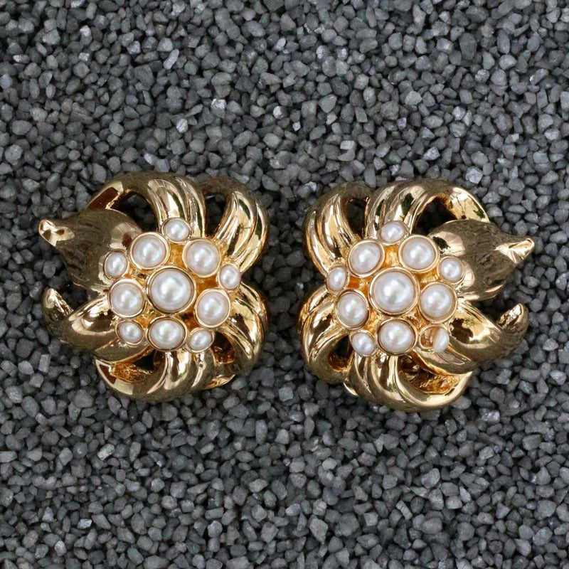 Audrey Pearl And Gold Clip Earring