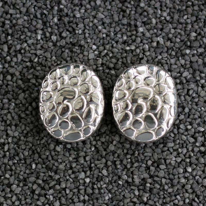 Silver Oval Pebble Clip Earring