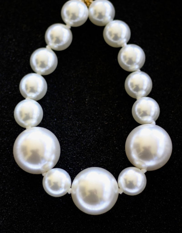 Kjlane: Giant Pearls