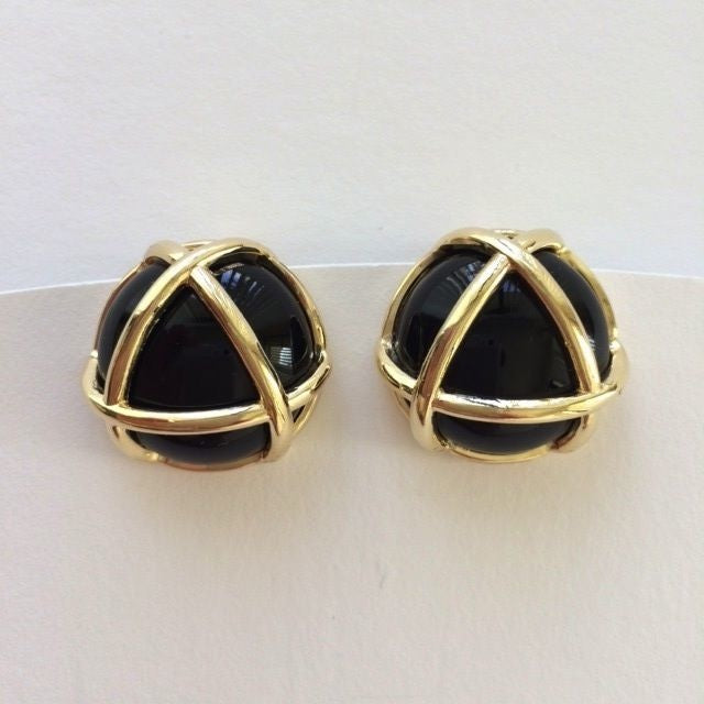 Gold Triangle in Colors