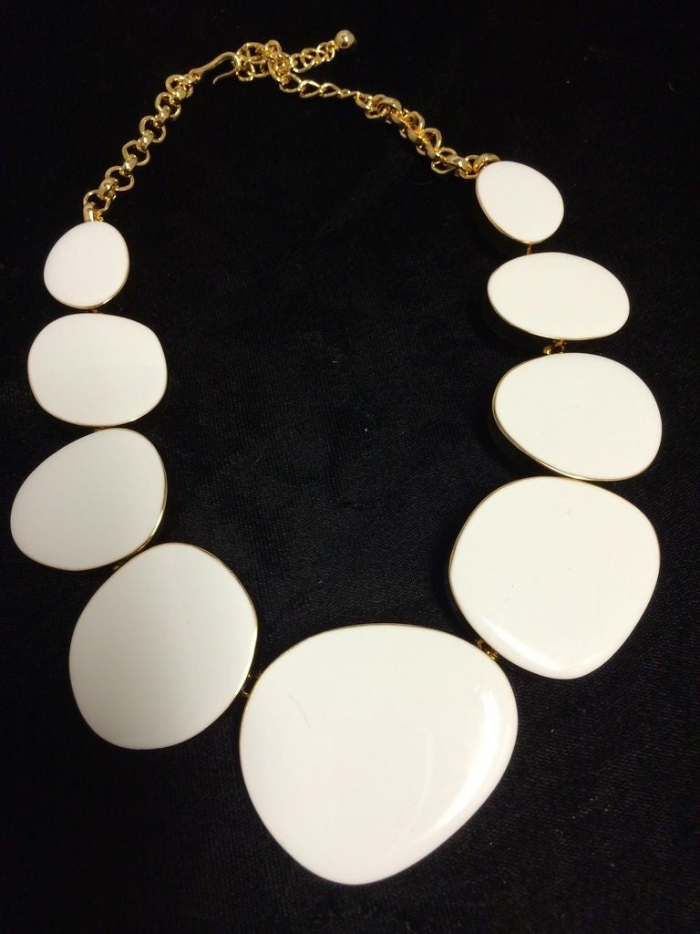 Kjlane: Random Circles White & Gold