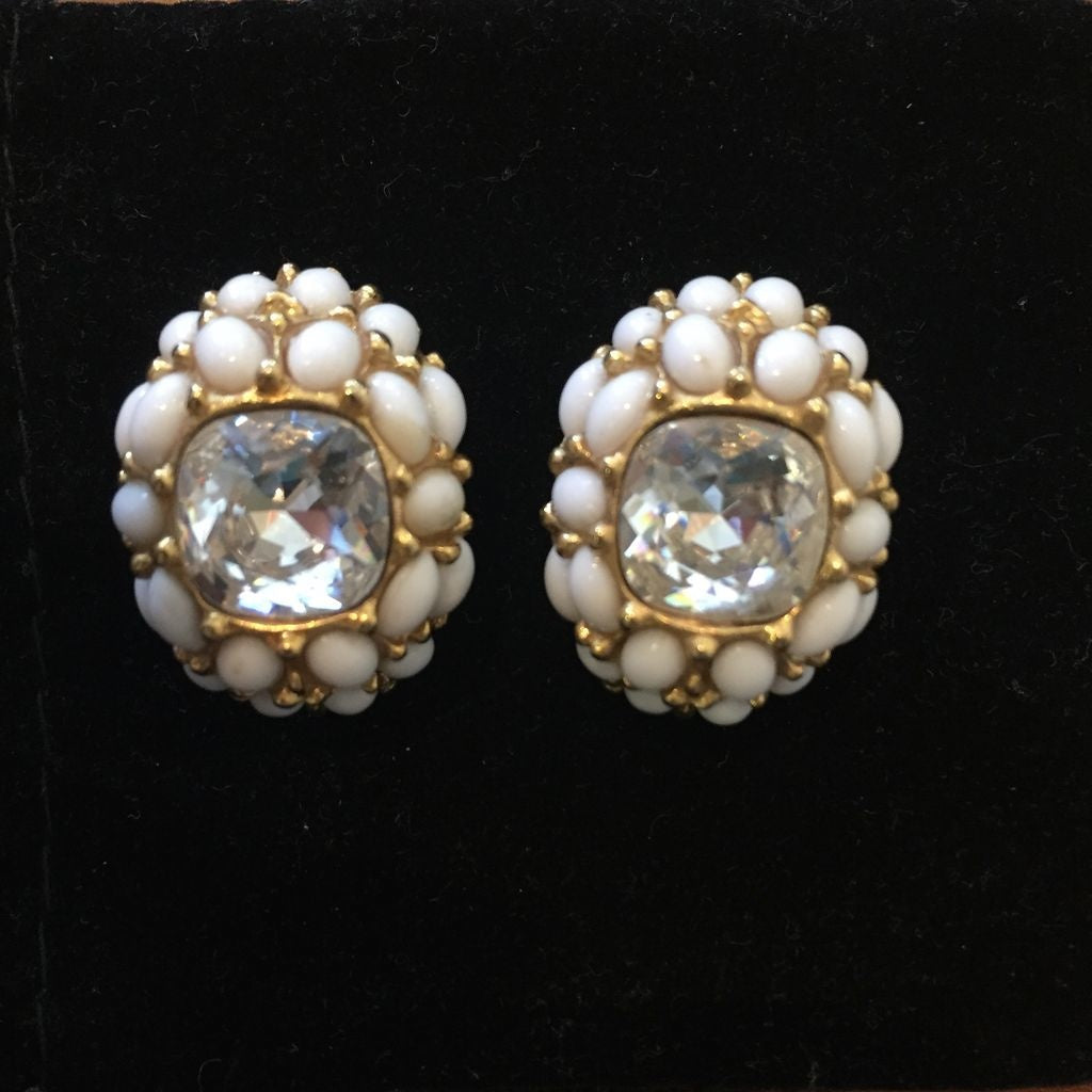 Kjlane: Crystals W/Eggs & Gold