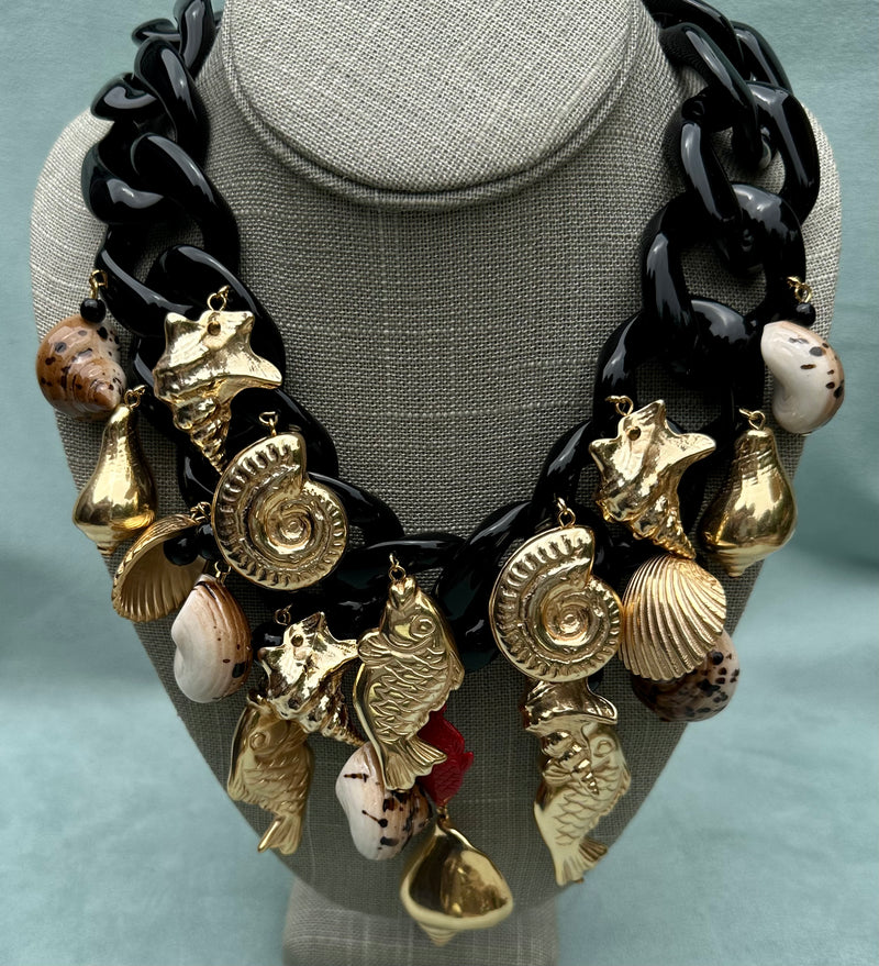 Choker with Fish and Shells on Links
