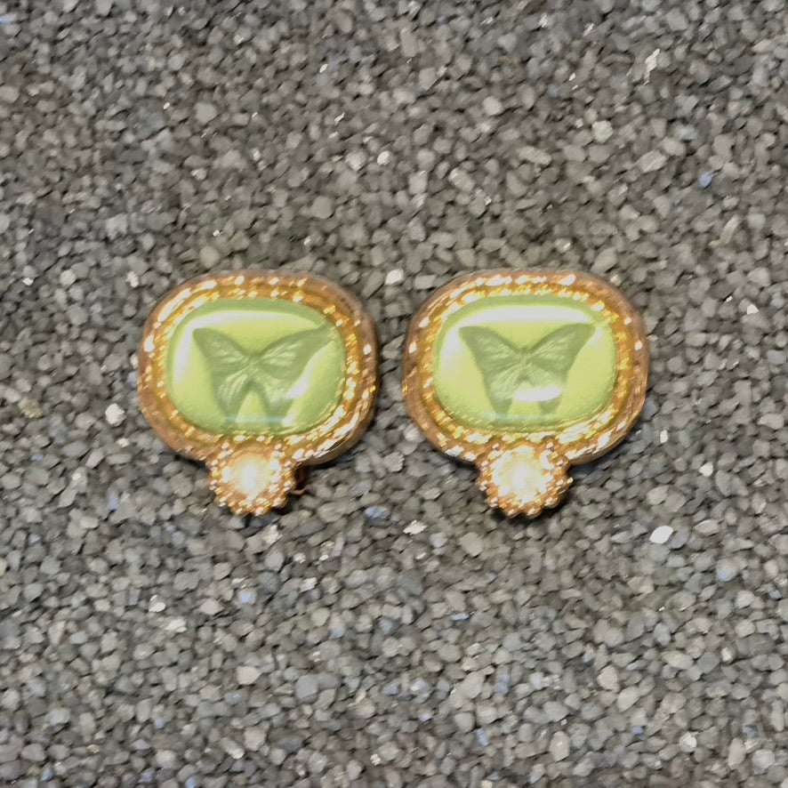 Butterfly Single Pearl