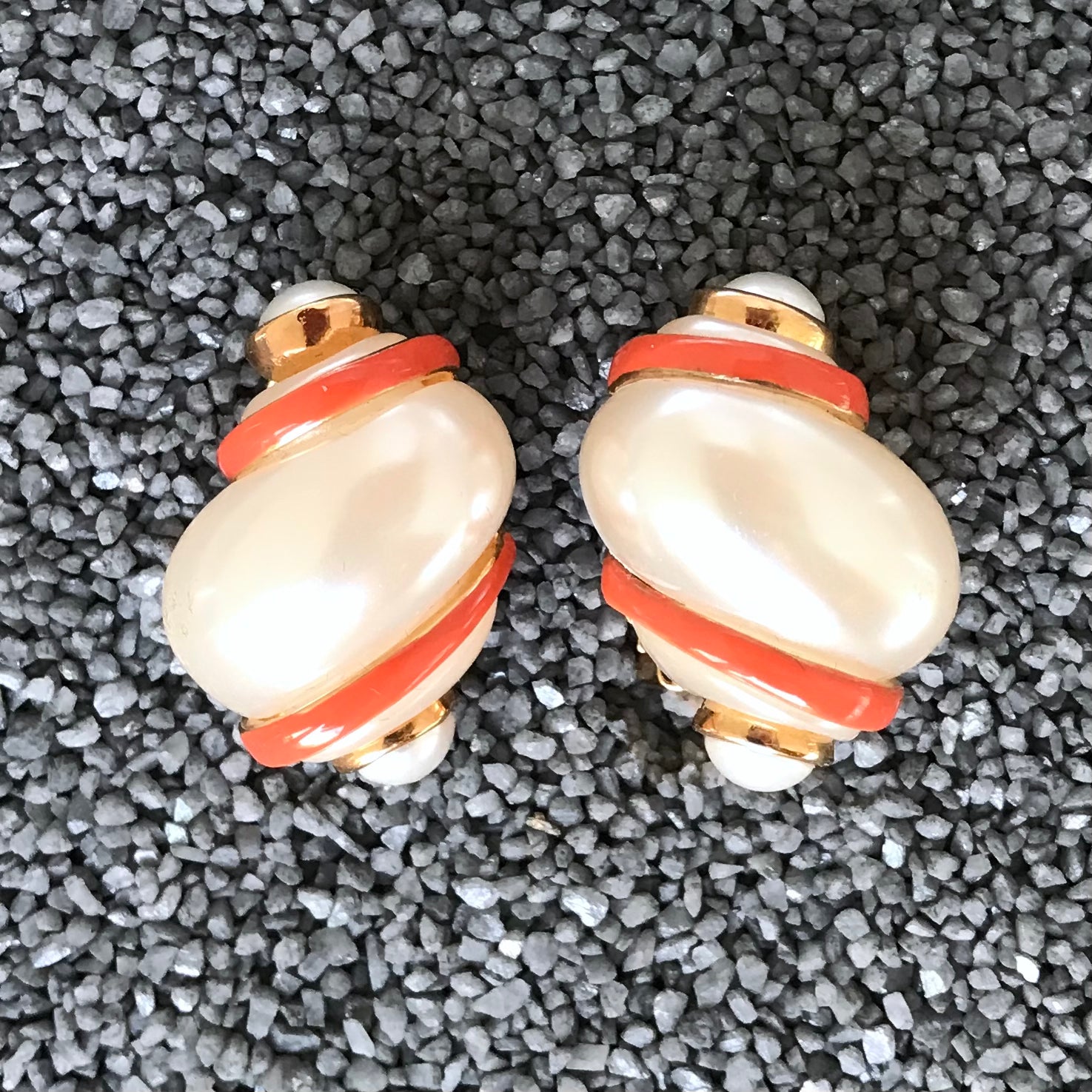 Long Shell W/ Line