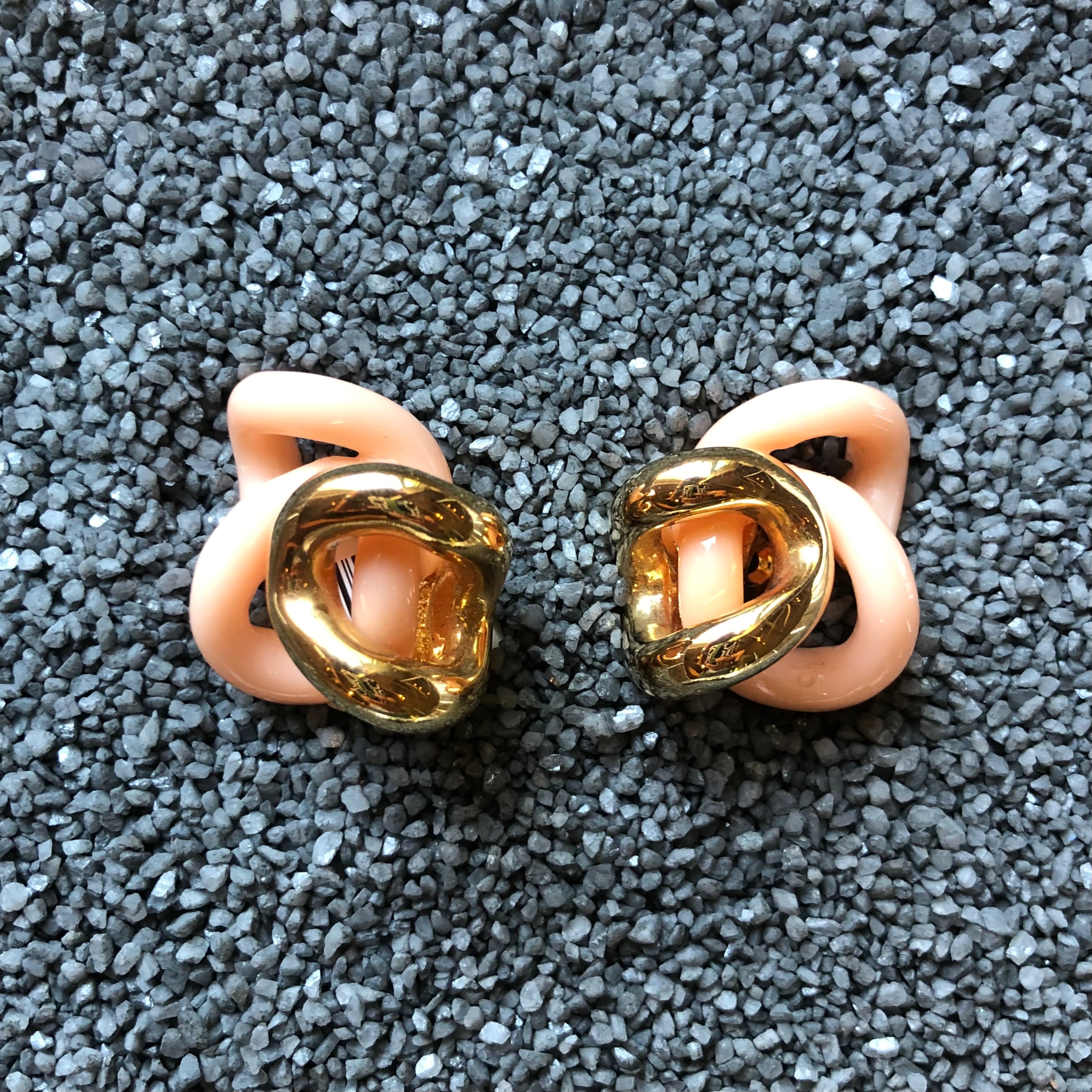 Knot Gold with Colors