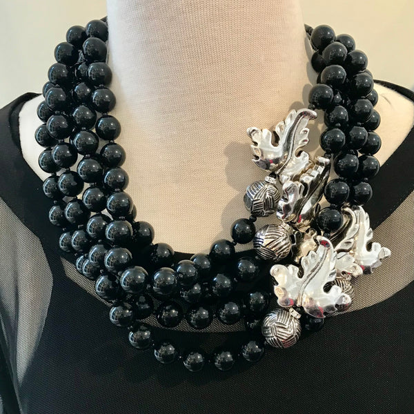 Corinto 5 Strands Silver Leaves Black Beads