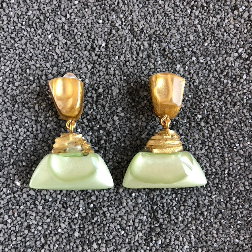 Isadora Triangle in Colors