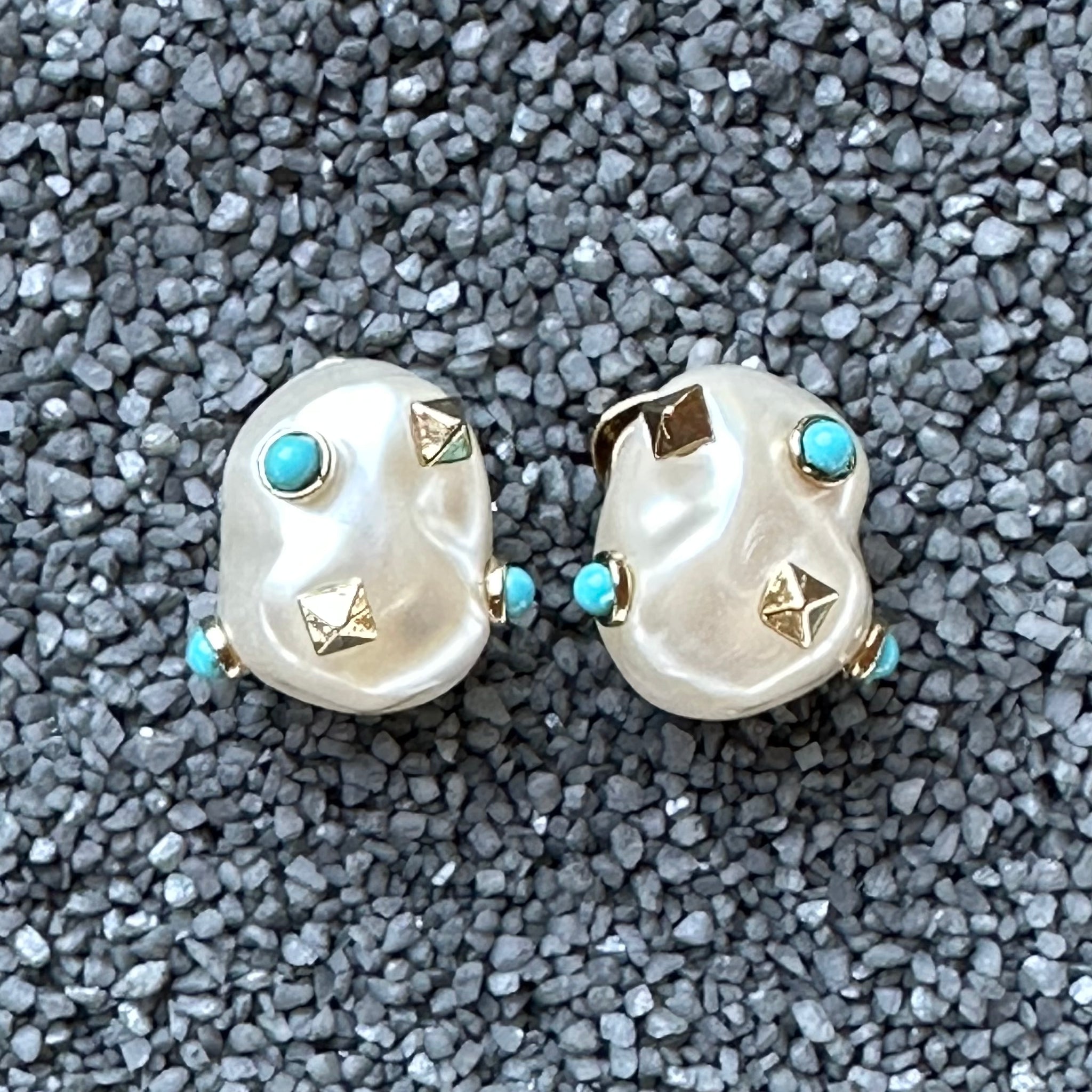 Baroque Pearls with Color Chips
