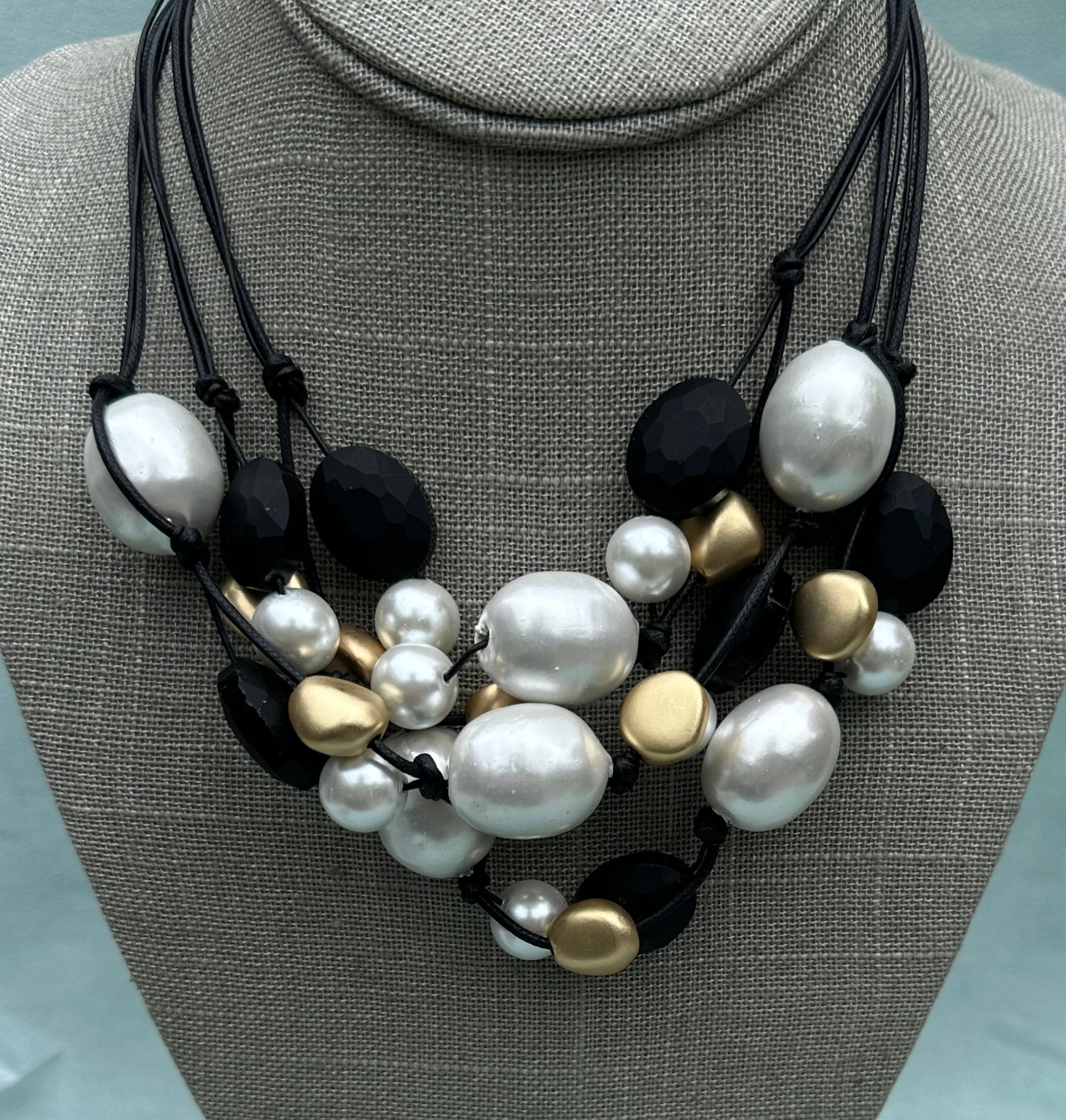 Jill Pearl Necklace