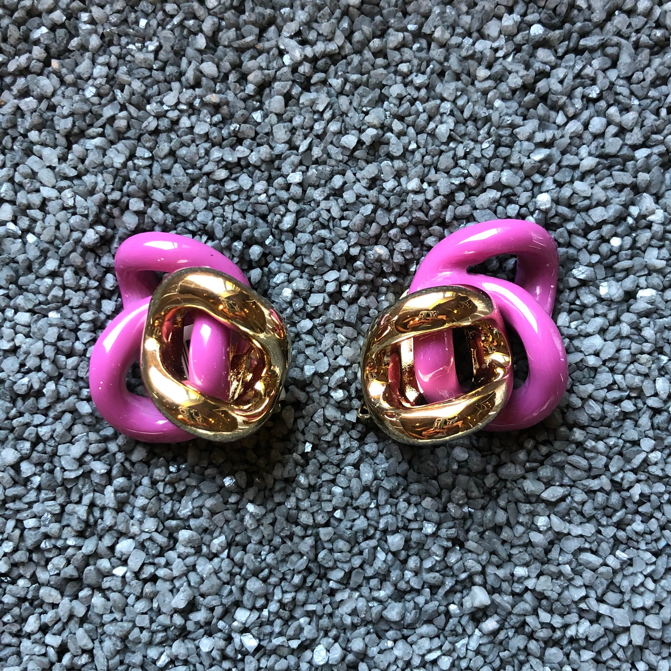 Knot Gold with Colors