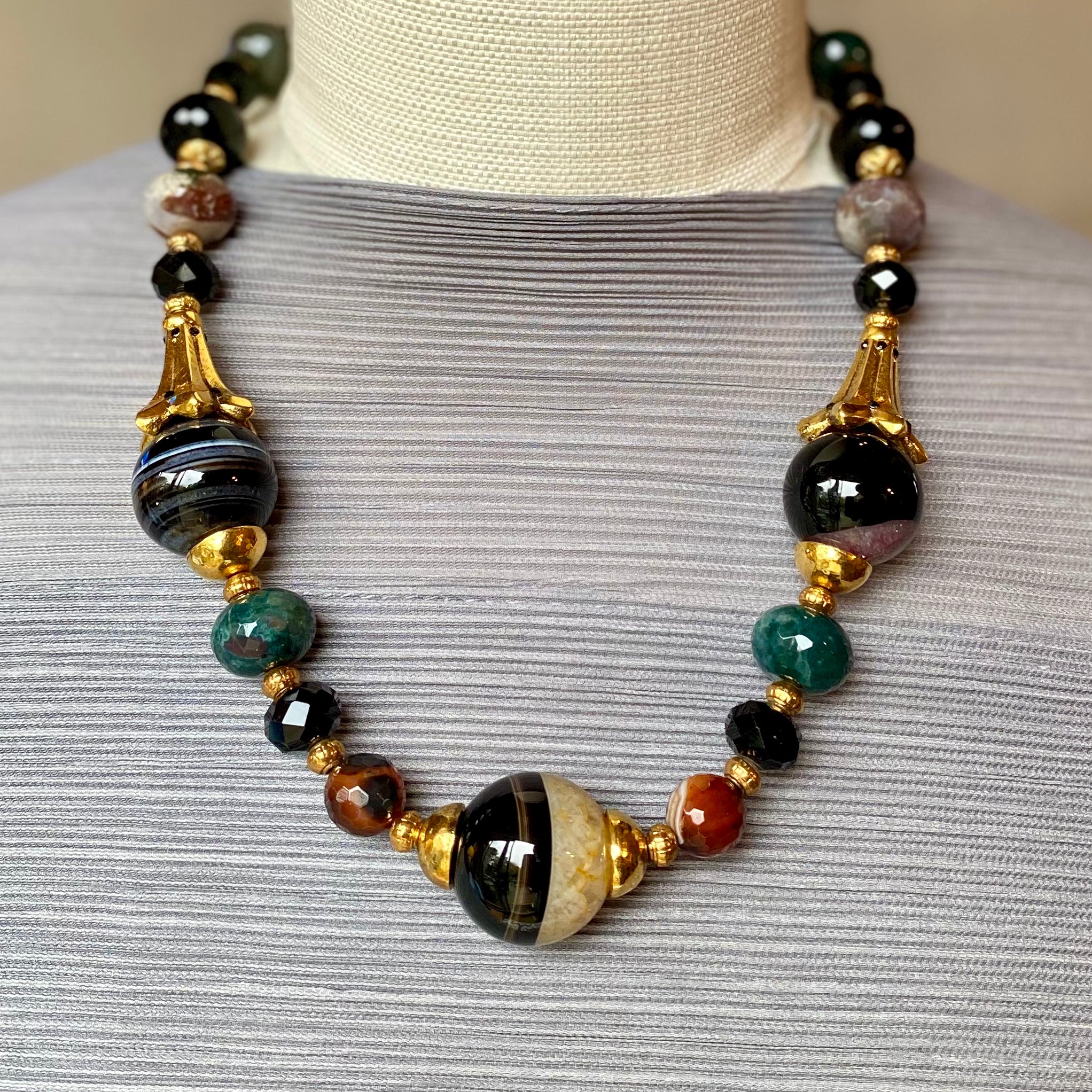 Jet/Beaded/Necklace