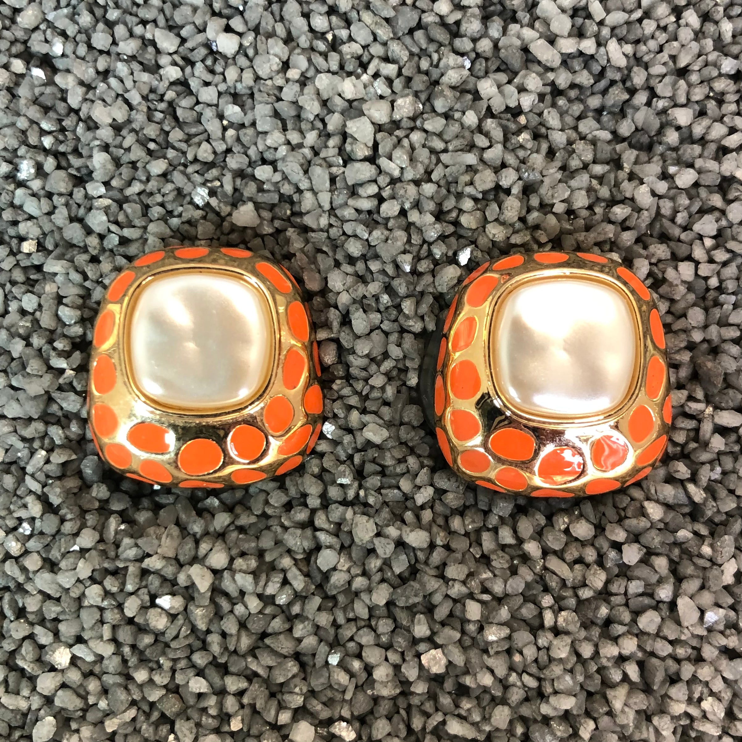 Dots Pearl Gold with Colors