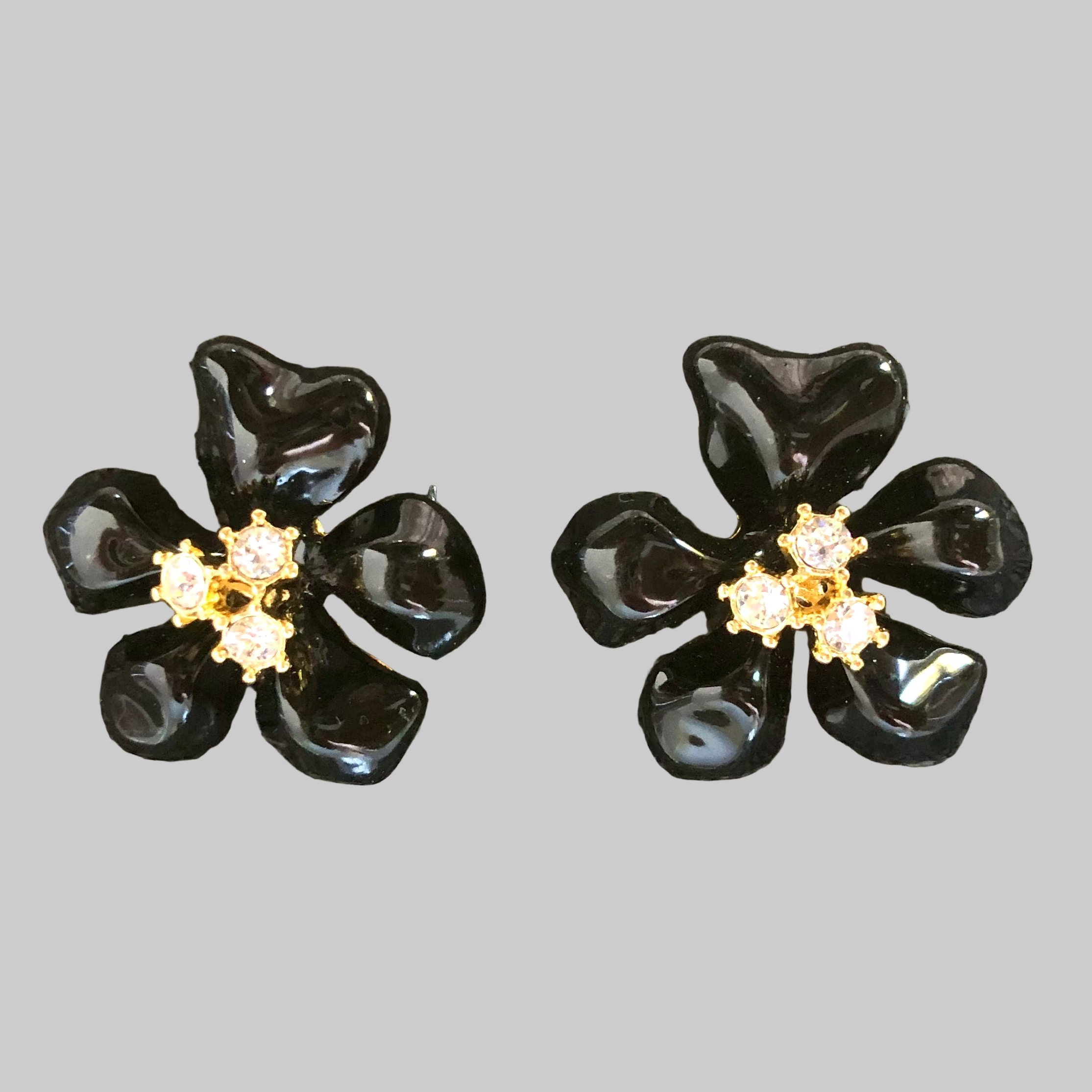 Large Clip Flower in Colors