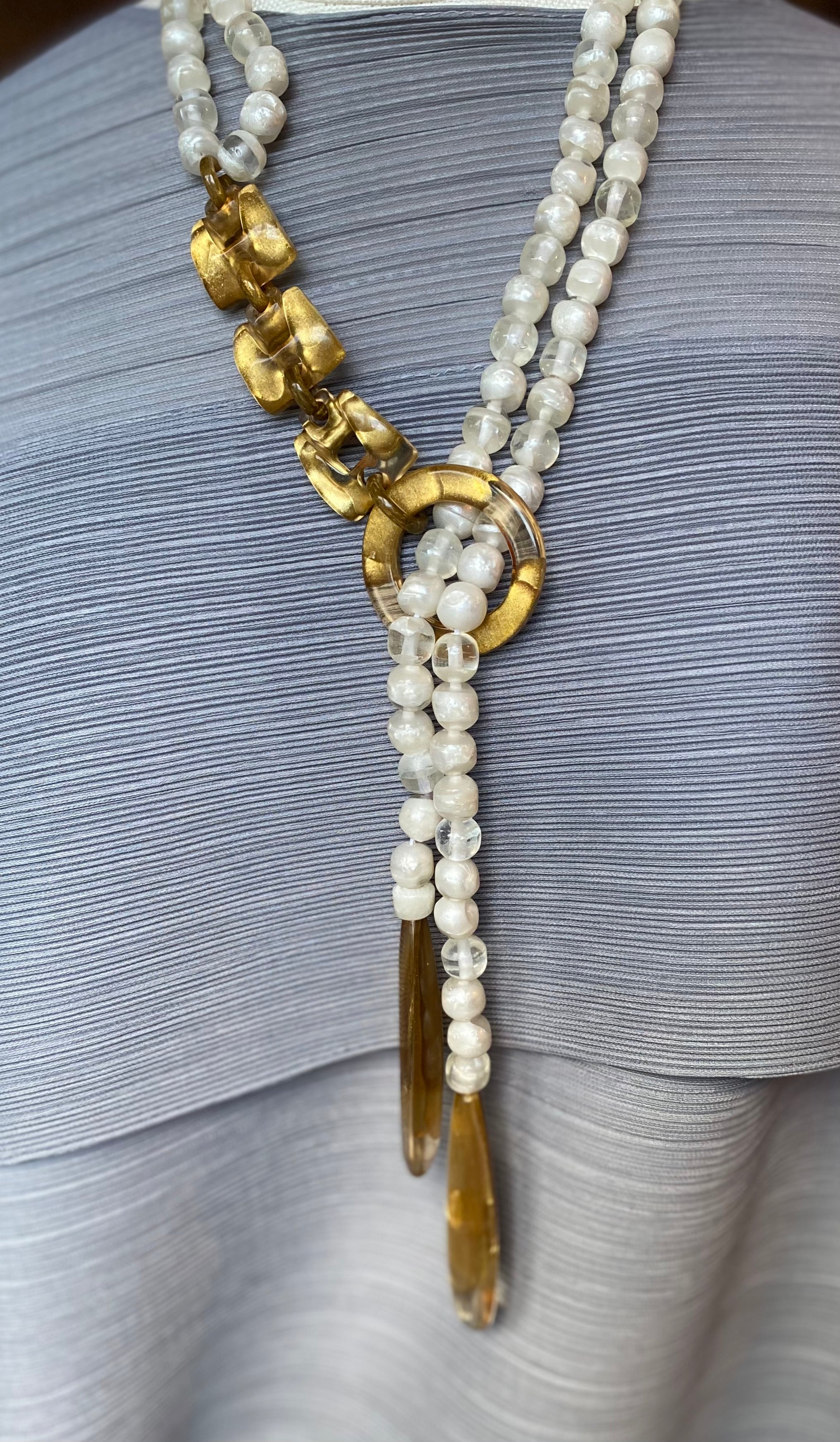 Tammy White Pearl w Gold Drop