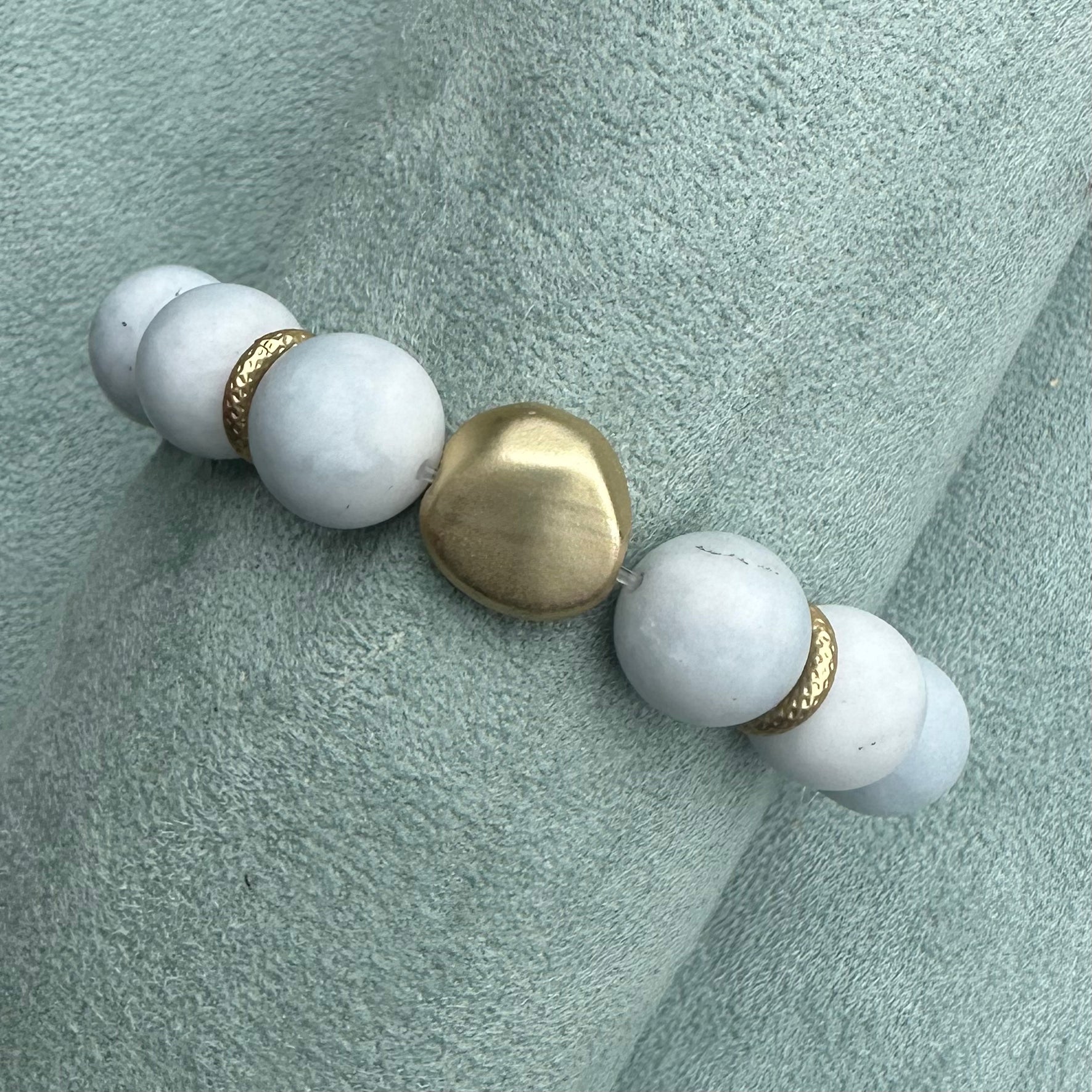 Agate Bead with Nugget Stretch Bracelet
