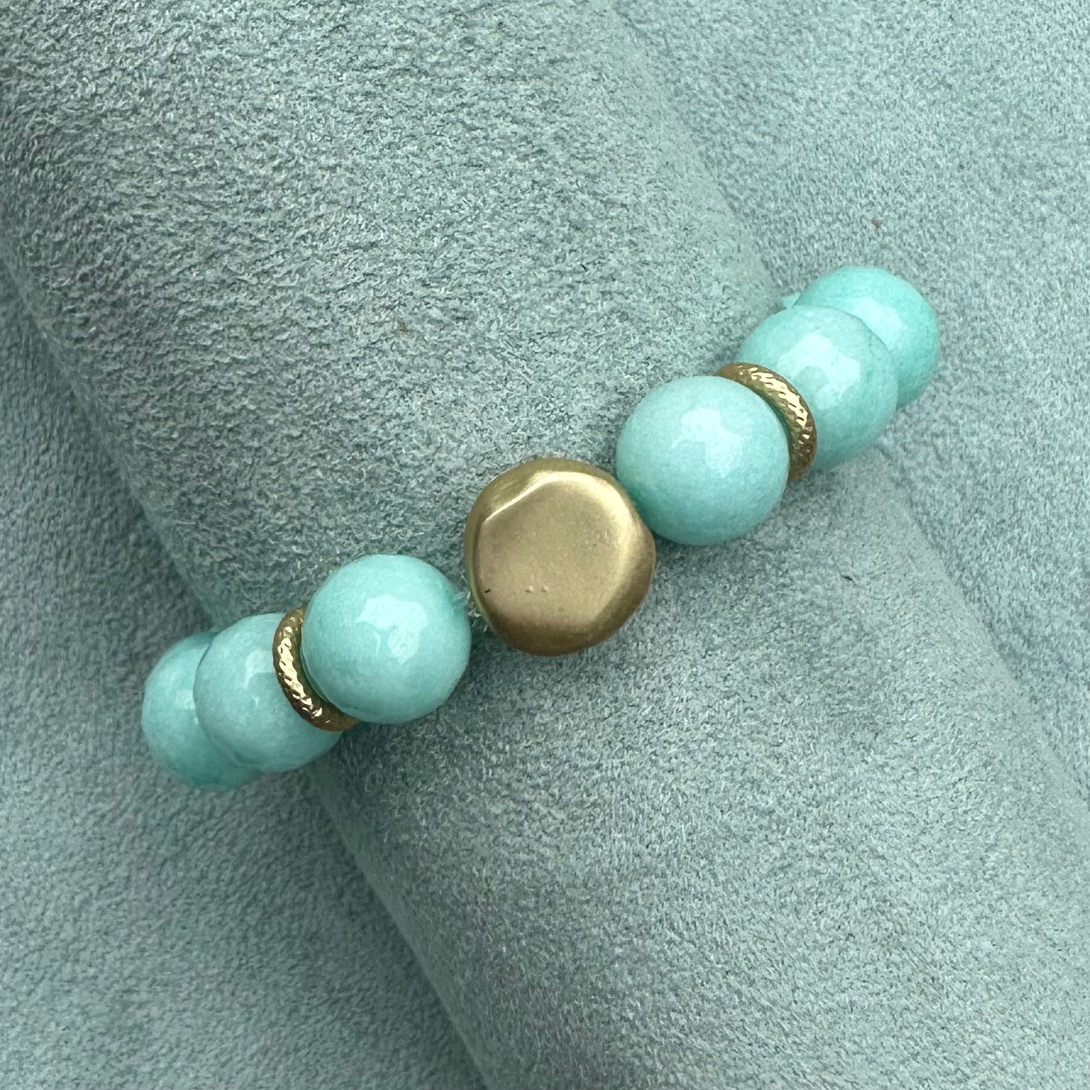 Agate Bead with Nugget Stretch Bracelet