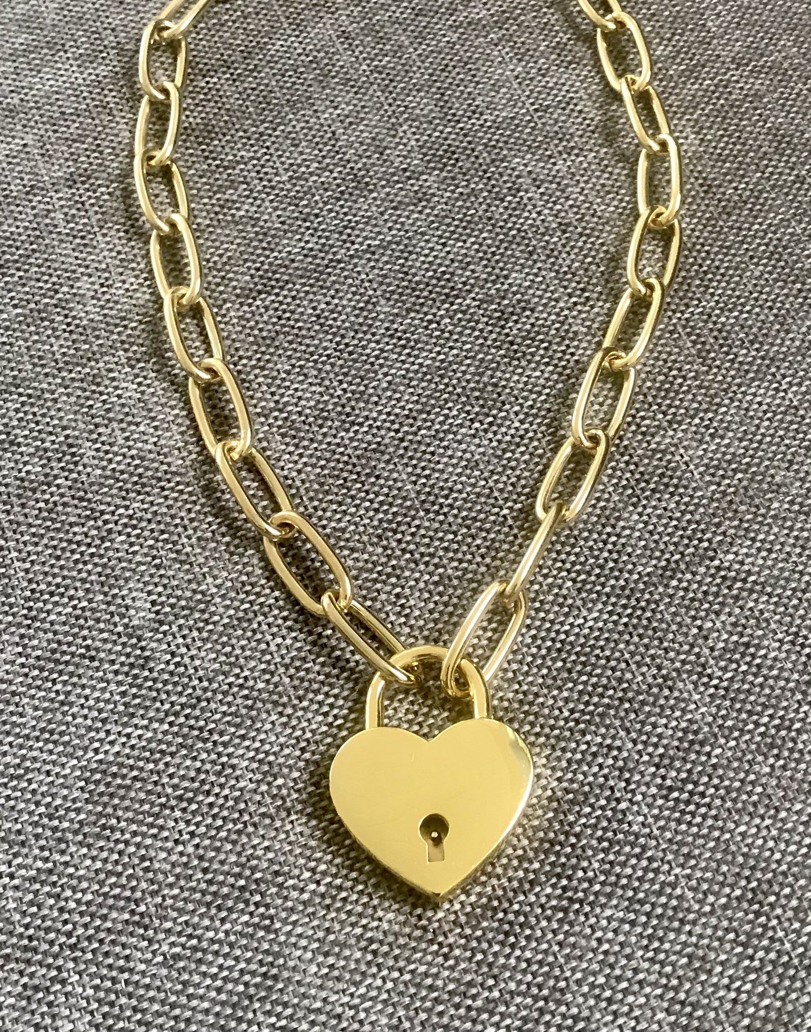 Gold Padlock Oval Chain