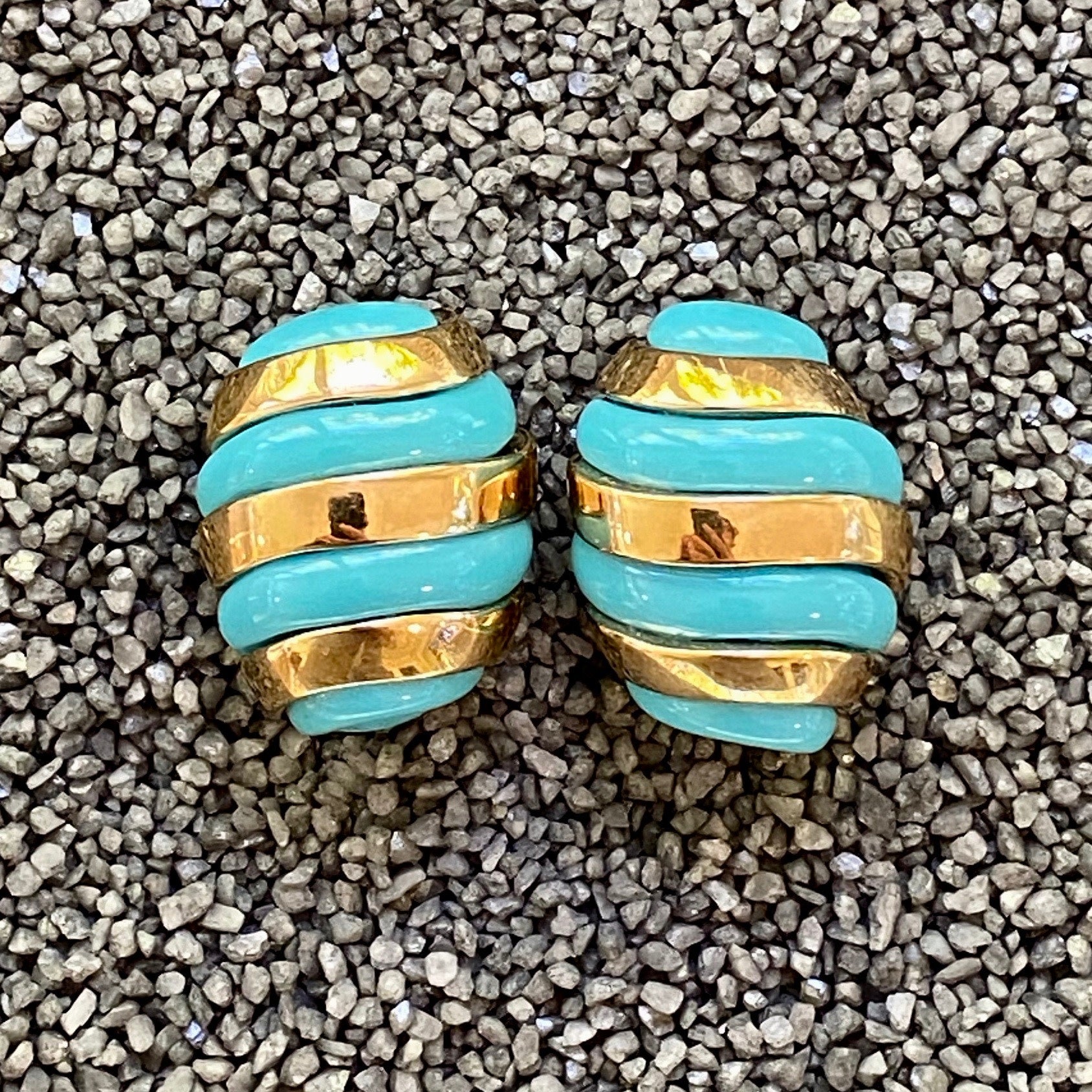 Banded Egg