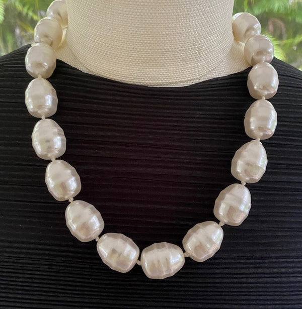 16” White Baroque Pearl W/ Gold Hook