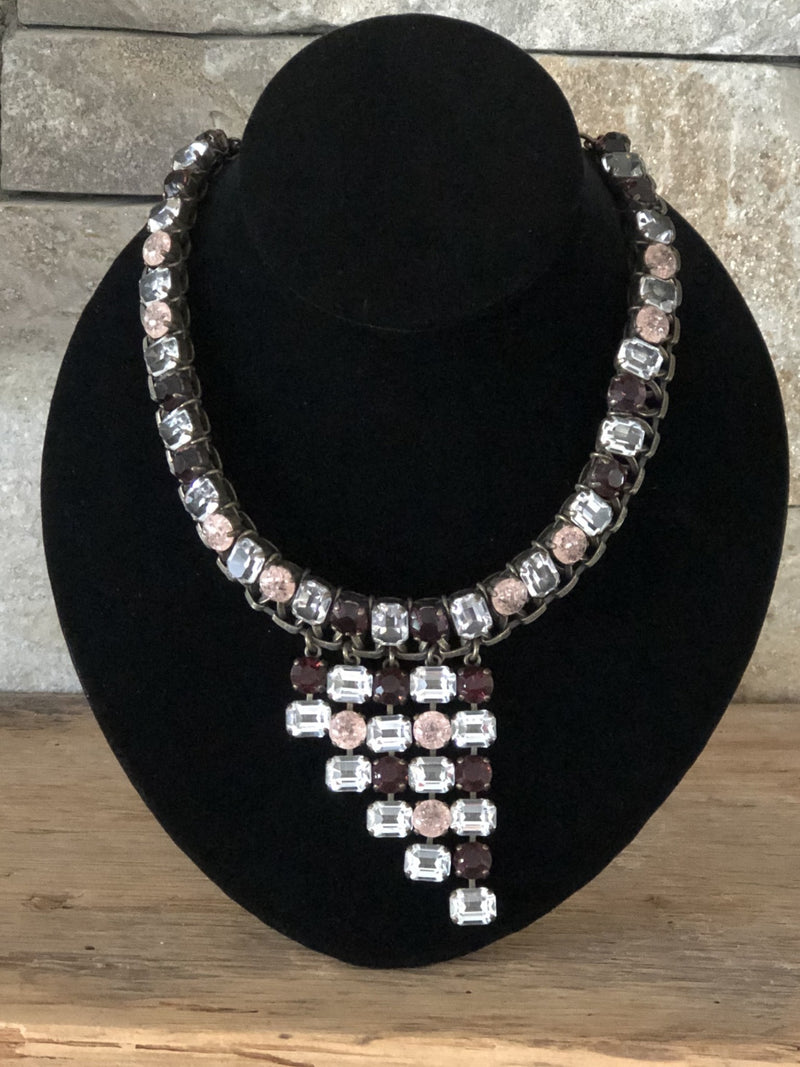 Peach, Red And White Crystals Necklace